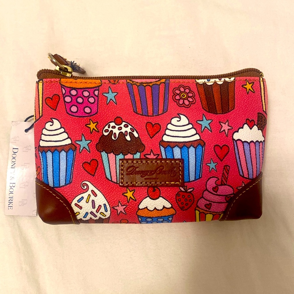 Dooney & Bourke